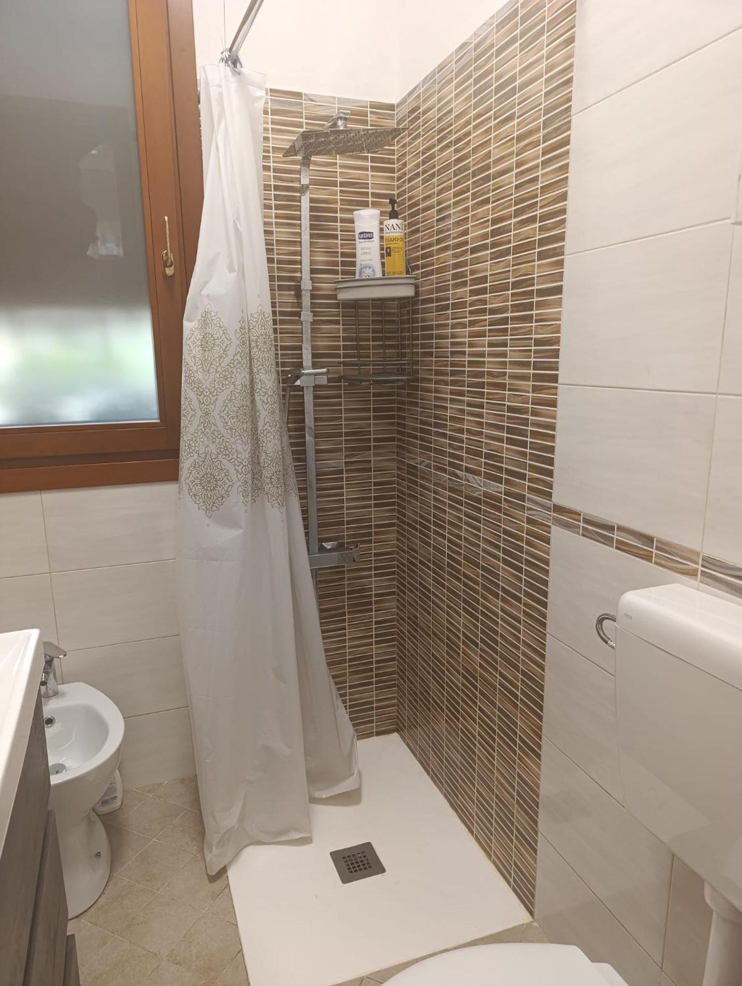 Villa Aurora أونينا المظهر الخارجي الصورة