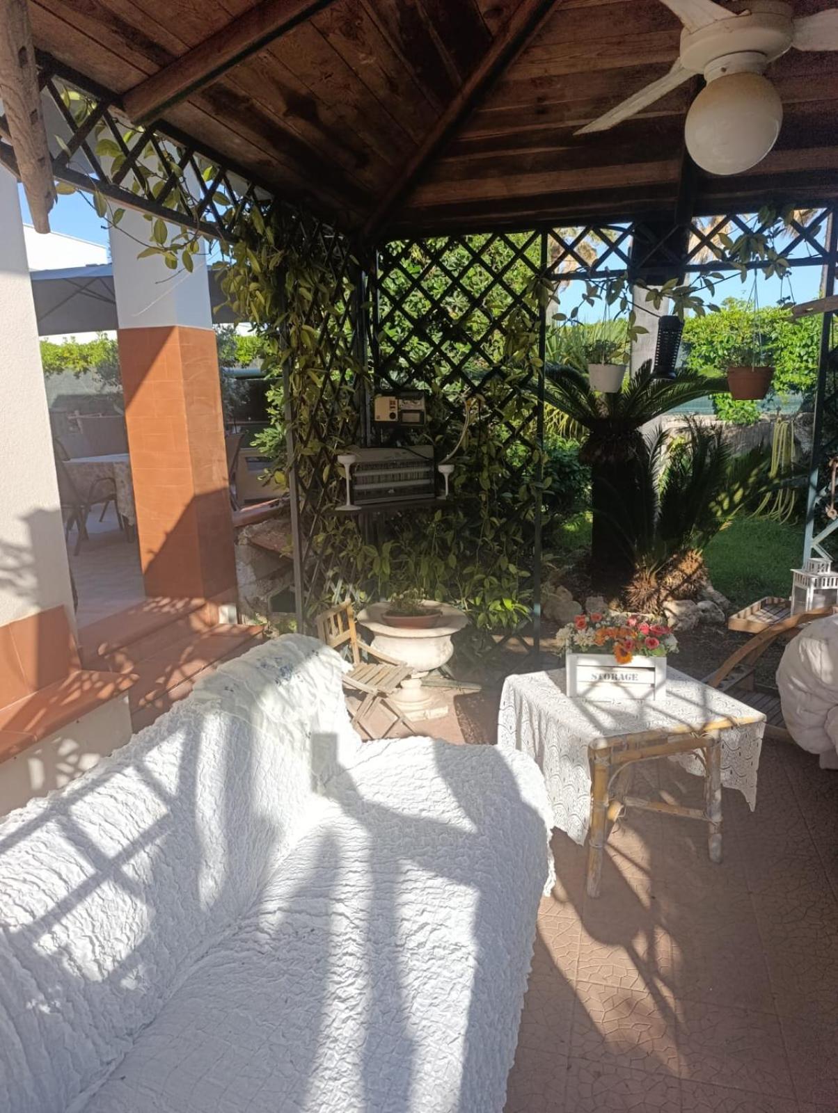 Villa Aurora أونينا المظهر الخارجي الصورة