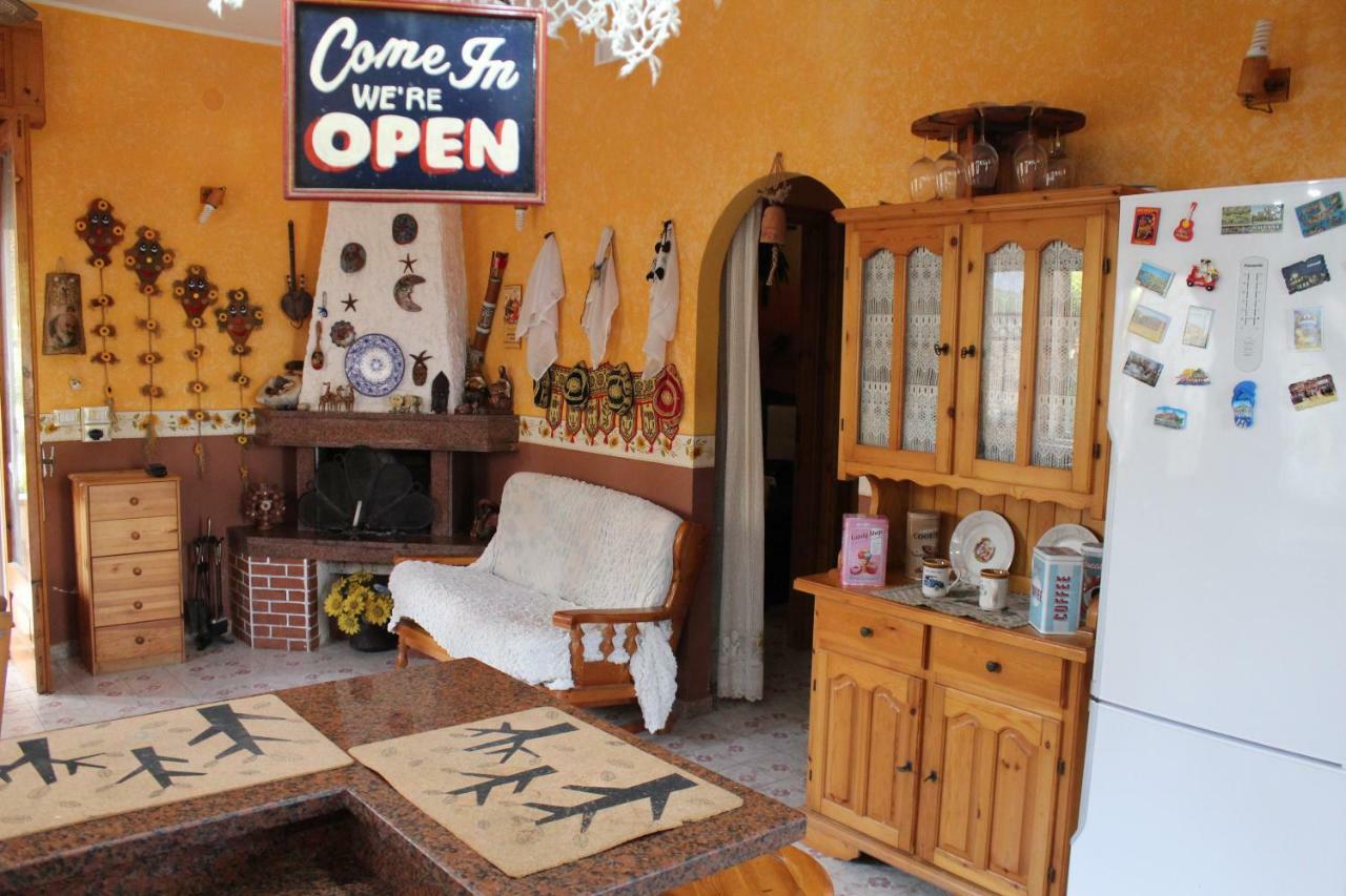Villa Aurora أونينا المظهر الخارجي الصورة